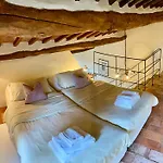 Podere Il Conventino, Casette In Campagna Con Piscina شقة