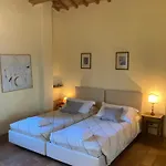 Podere Il Conventino, Casette In Campagna Con Piscina *